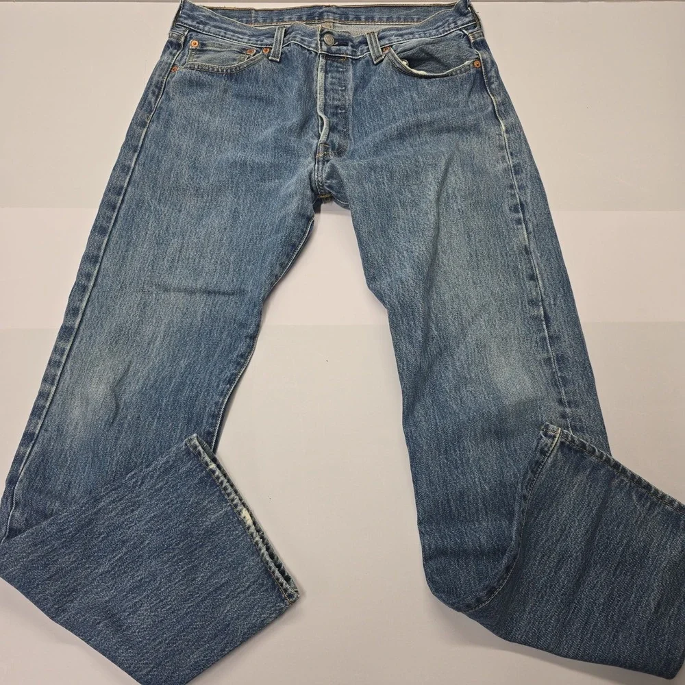 Levi's 501 Original Fit Button Fly Blue‎ Denim Jeans Mens 34x32 Medium Wash